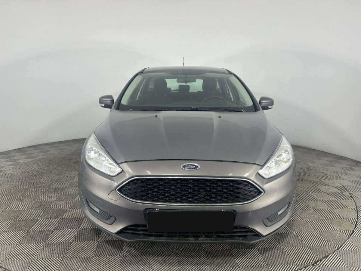 Ford Focus б/у, 2016, Роботизированная. Фото: #1
