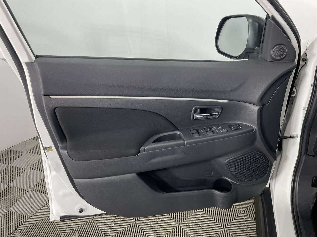 Митсубиши АС-Икс б/у, 2012, Вариатор. Фото: #7