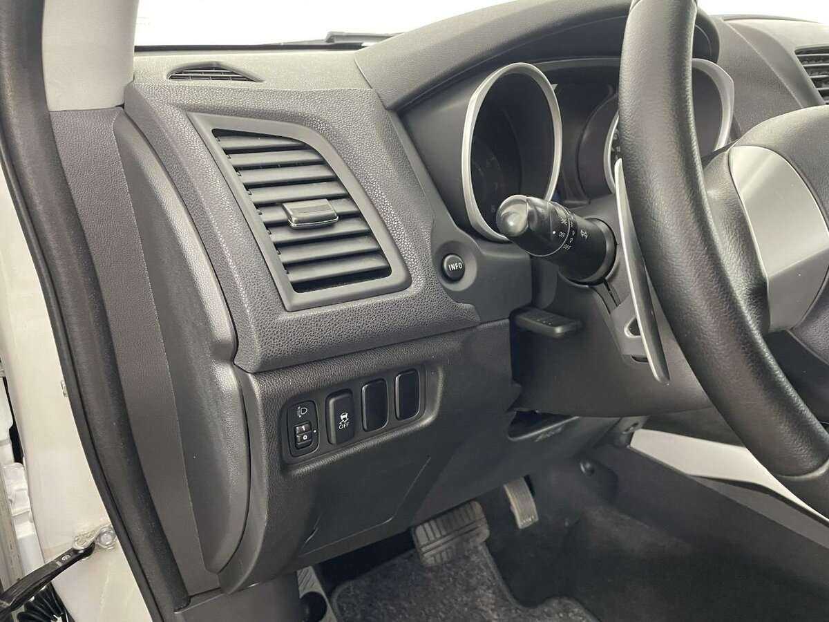 Митсубиши АС-Икс б/у, 2012, Вариатор. Фото: #8