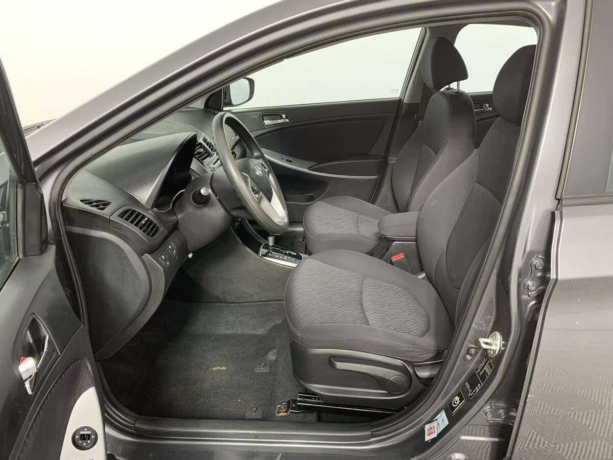 Хендай Солярис б/у, 2013, Автоматическая. Фото: #13