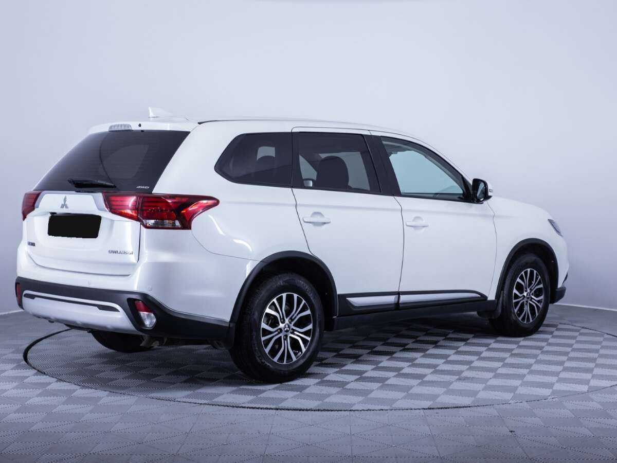 Mitsubishi Outlander б/у, 2020, Вариатор. Фото: #4