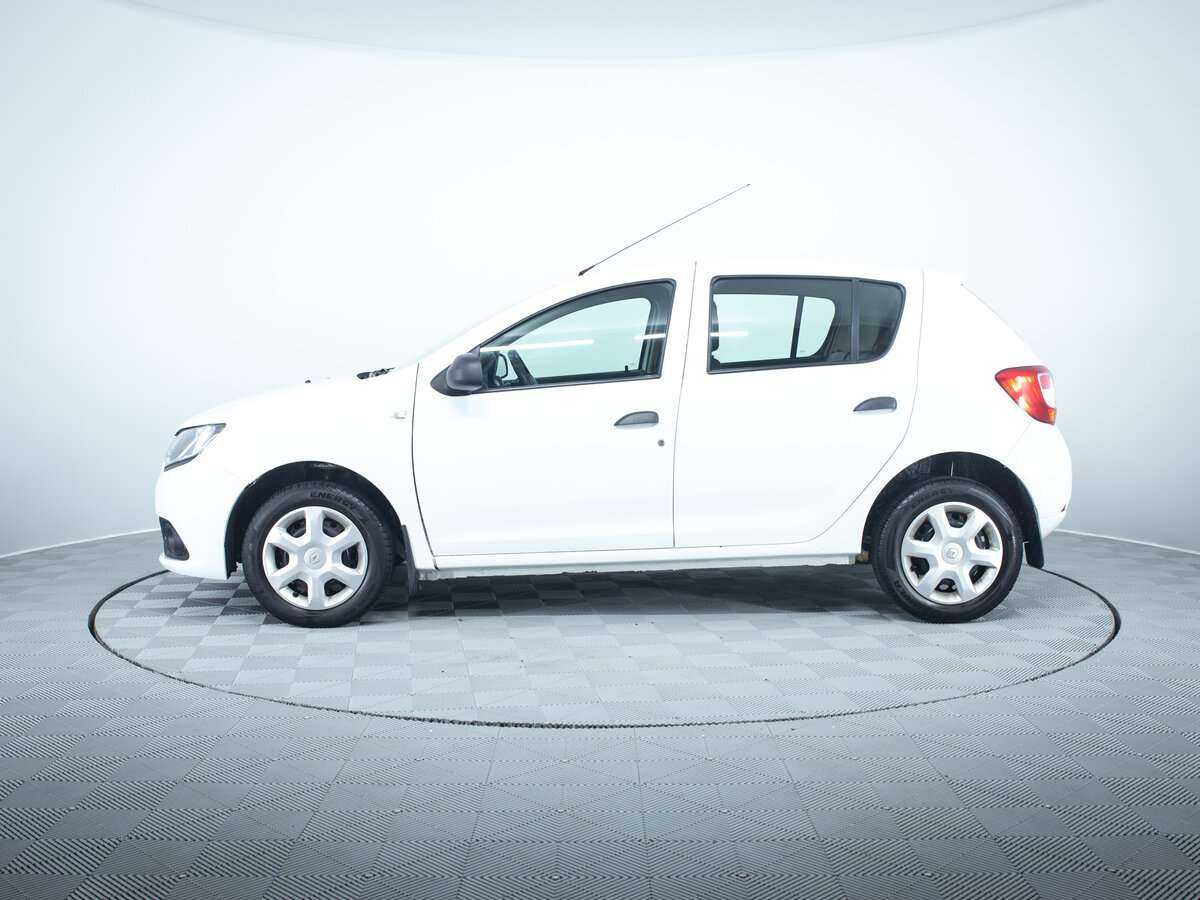Renault Sandero б/у, 2017, Механическая. Фото: #6