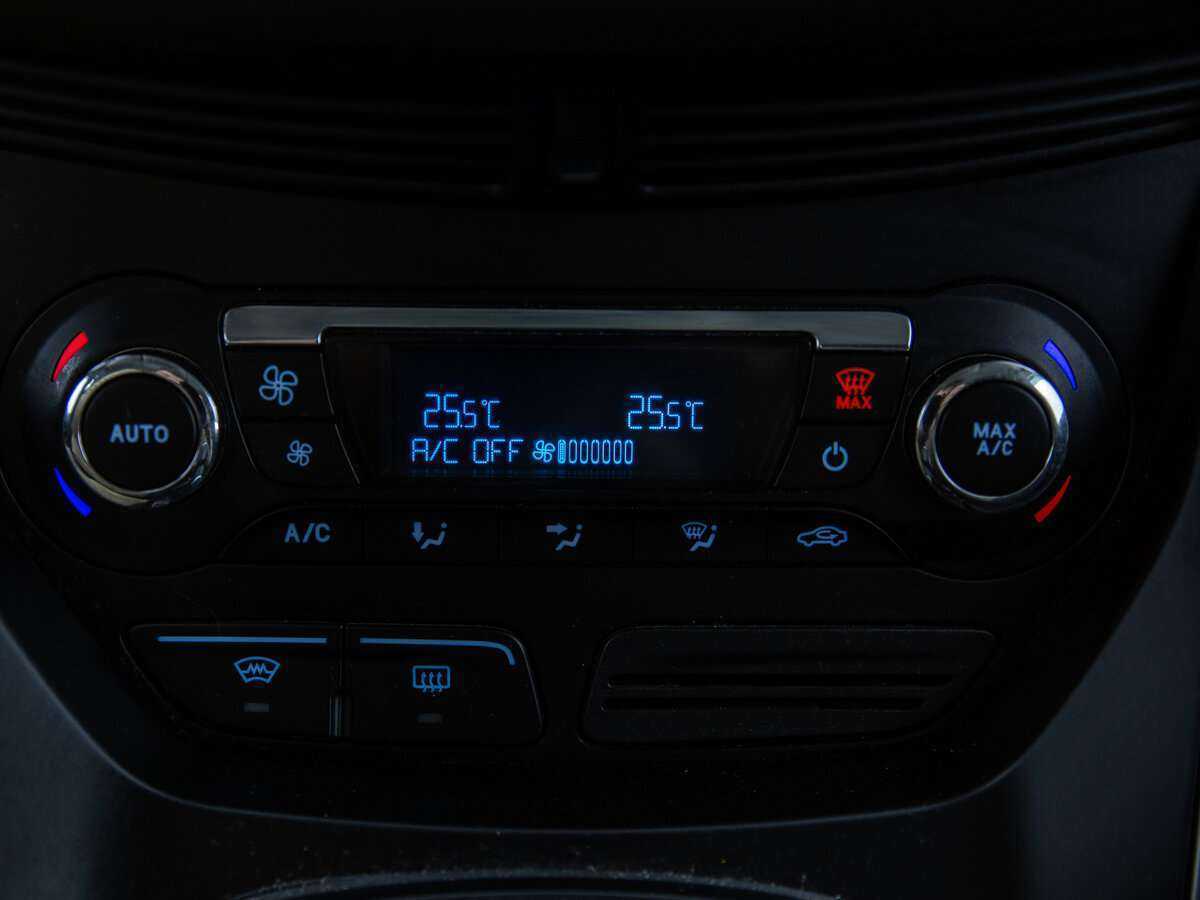 Ford Kuga б/у, 2013, Автоматическая. Фото: #15