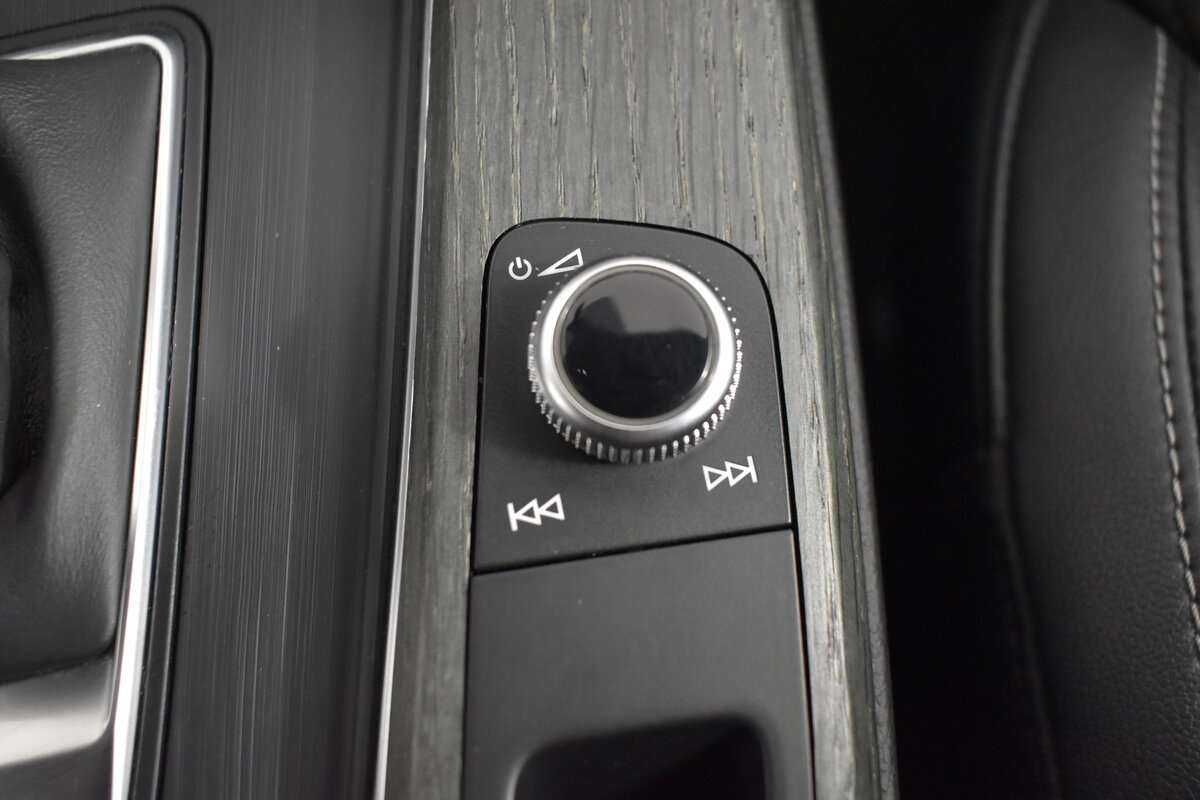 Audi A4 б/у, 2018, Роботизированная. Фото: #18