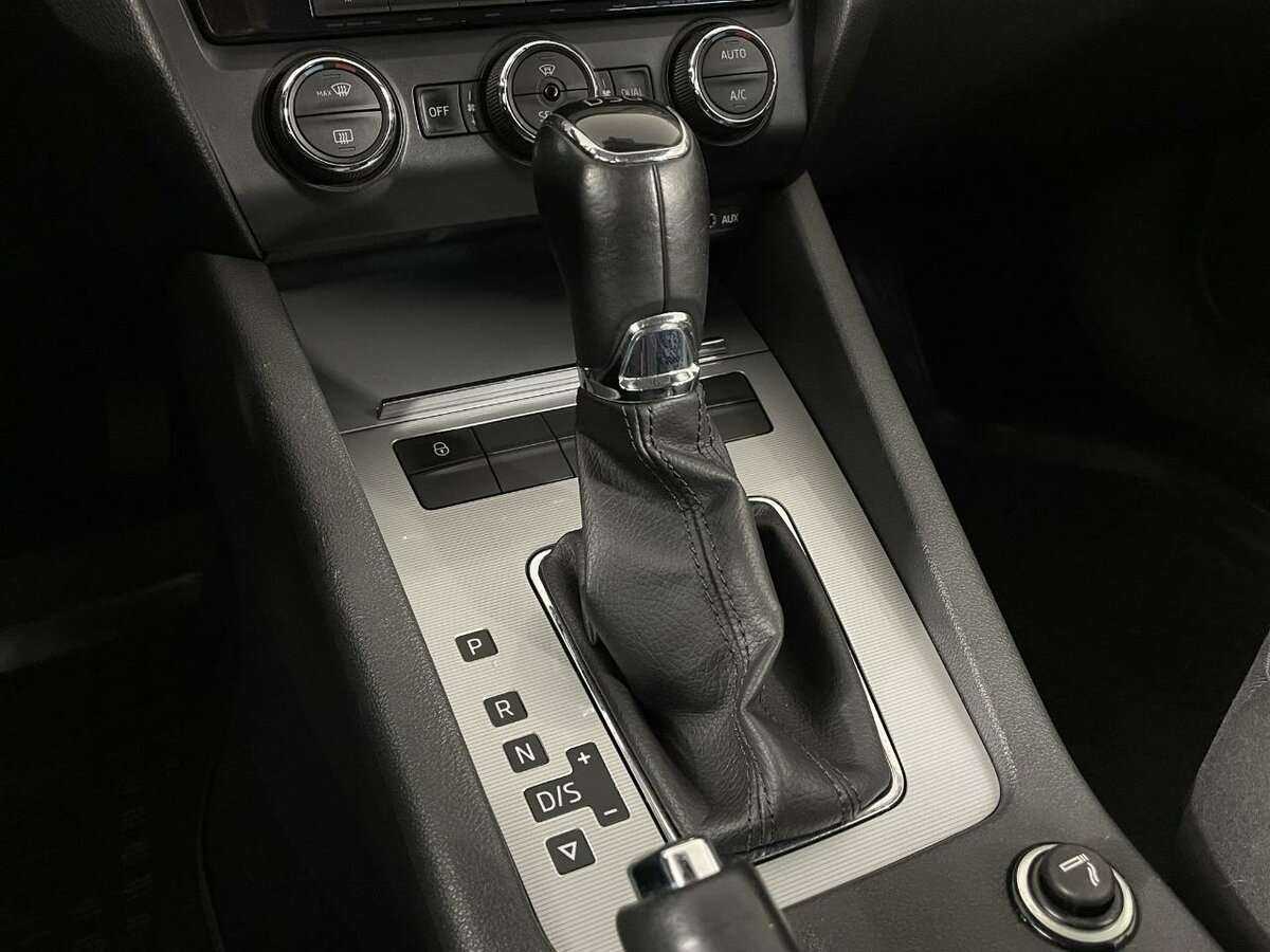 Skoda Octavia б/у, 2014, Роботизированная. Фото: #12