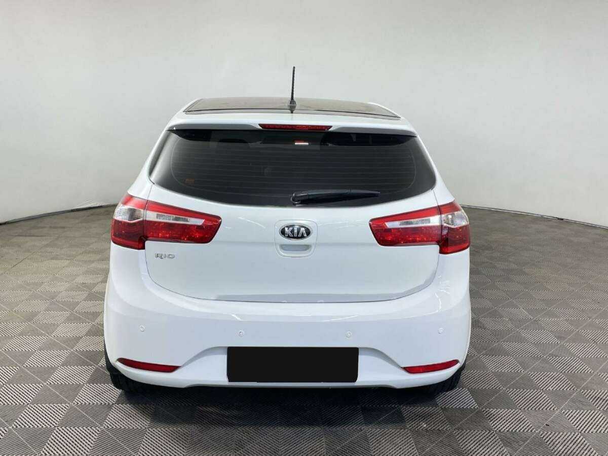 Kia Rio б/у, 2013, Механическая. Фото: #2