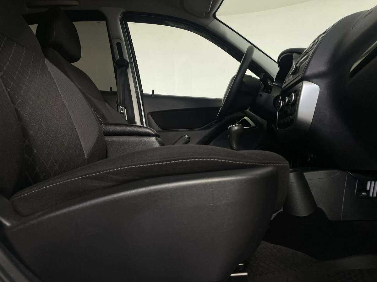 Lada (ВАЗ) Granta б/у, 2021, Механическая. Фото: #13