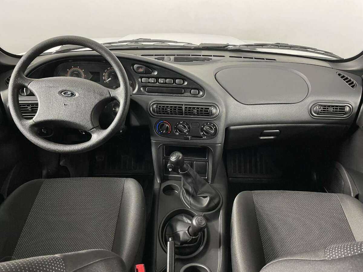 Lada (ВАЗ) Niva б/у, 2023, Механическая. Фото: #6