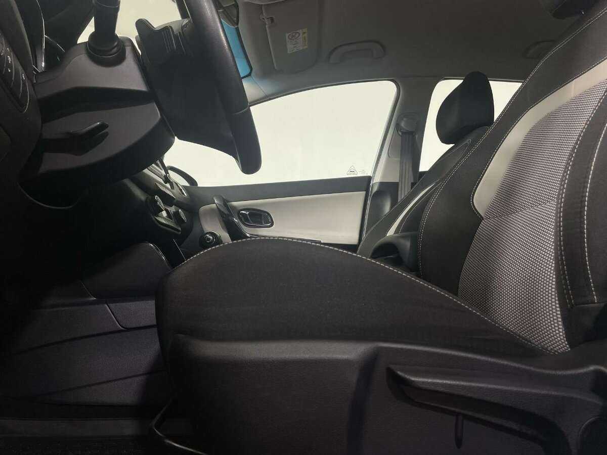 Kia Ceed б/у, 2015, Автоматическая. Фото: #9