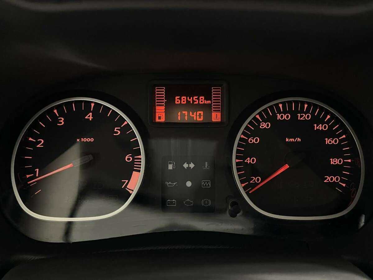 Renault Duster б/у, 2013, Механическая. Фото: #10