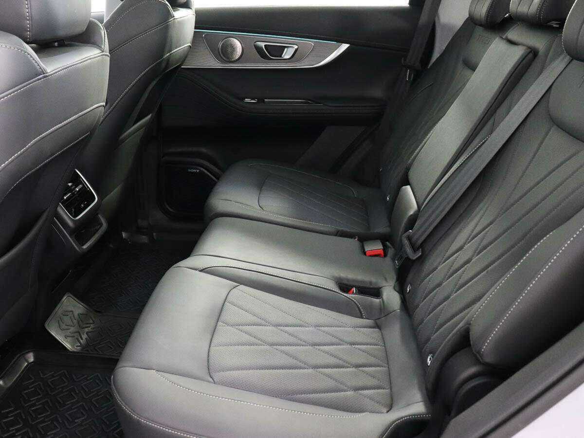 Chery Tiggo 8 Pro Max б/у, 2023, Роботизированная. Фото: #9