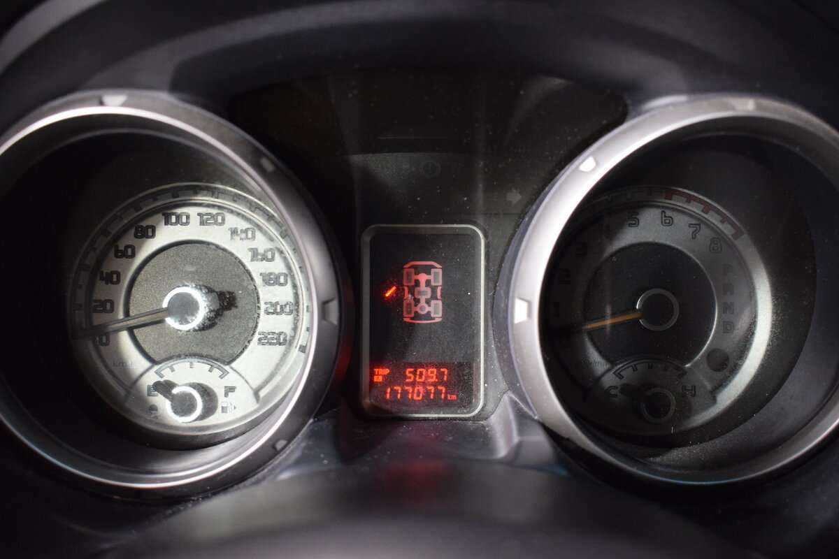 Митсубиши Паджеро б/у, 2014, Автоматическая. Фото: #15