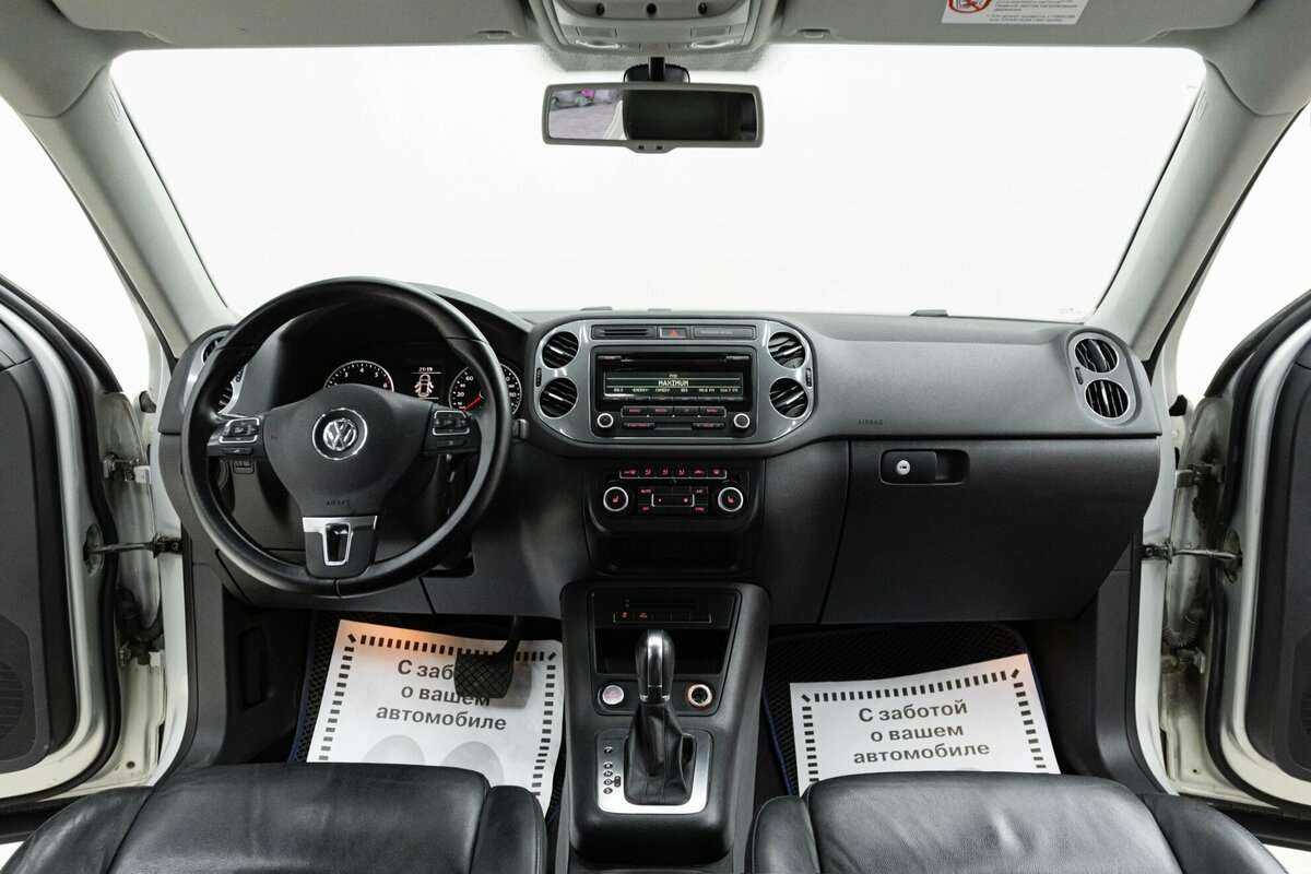 Volkswagen Tiguan б/у, 2013, Автоматическая. Фото: #8