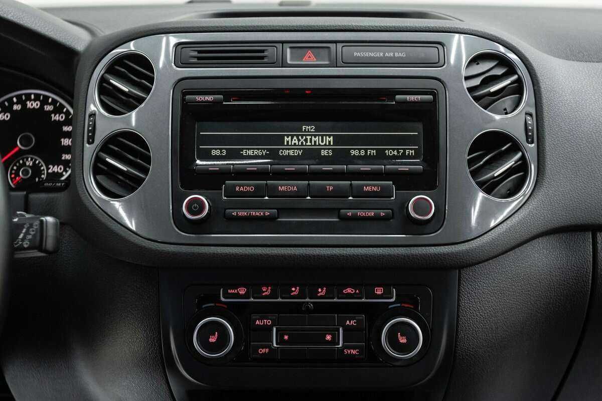 Volkswagen Tiguan б/у, 2013, Автоматическая. Фото: #11
