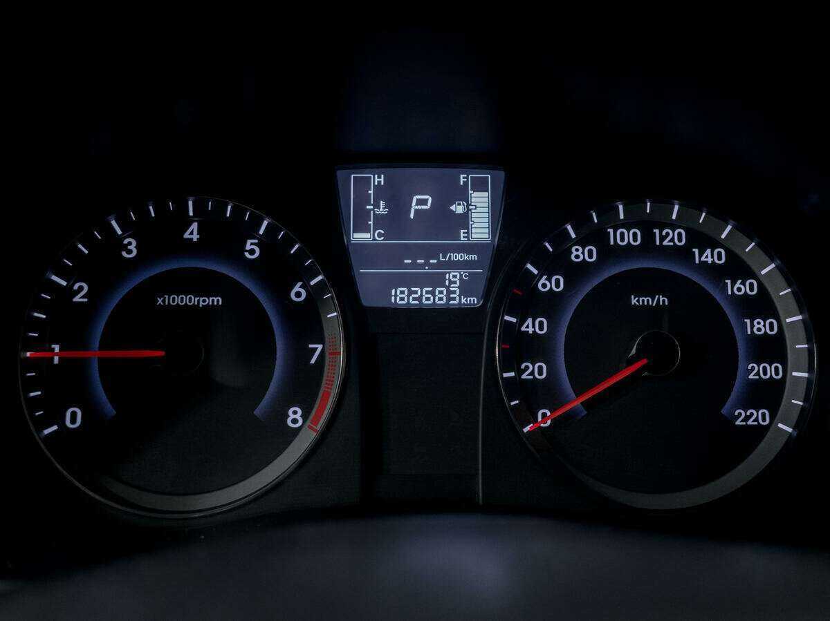 Хендай Солярис б/у, 2015, Автоматическая. Фото: #10