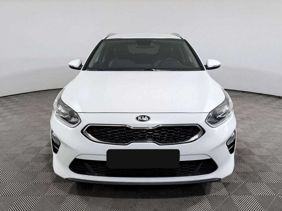 Kia Ceed б/у, 2021, Автоматическая. Фото: #1