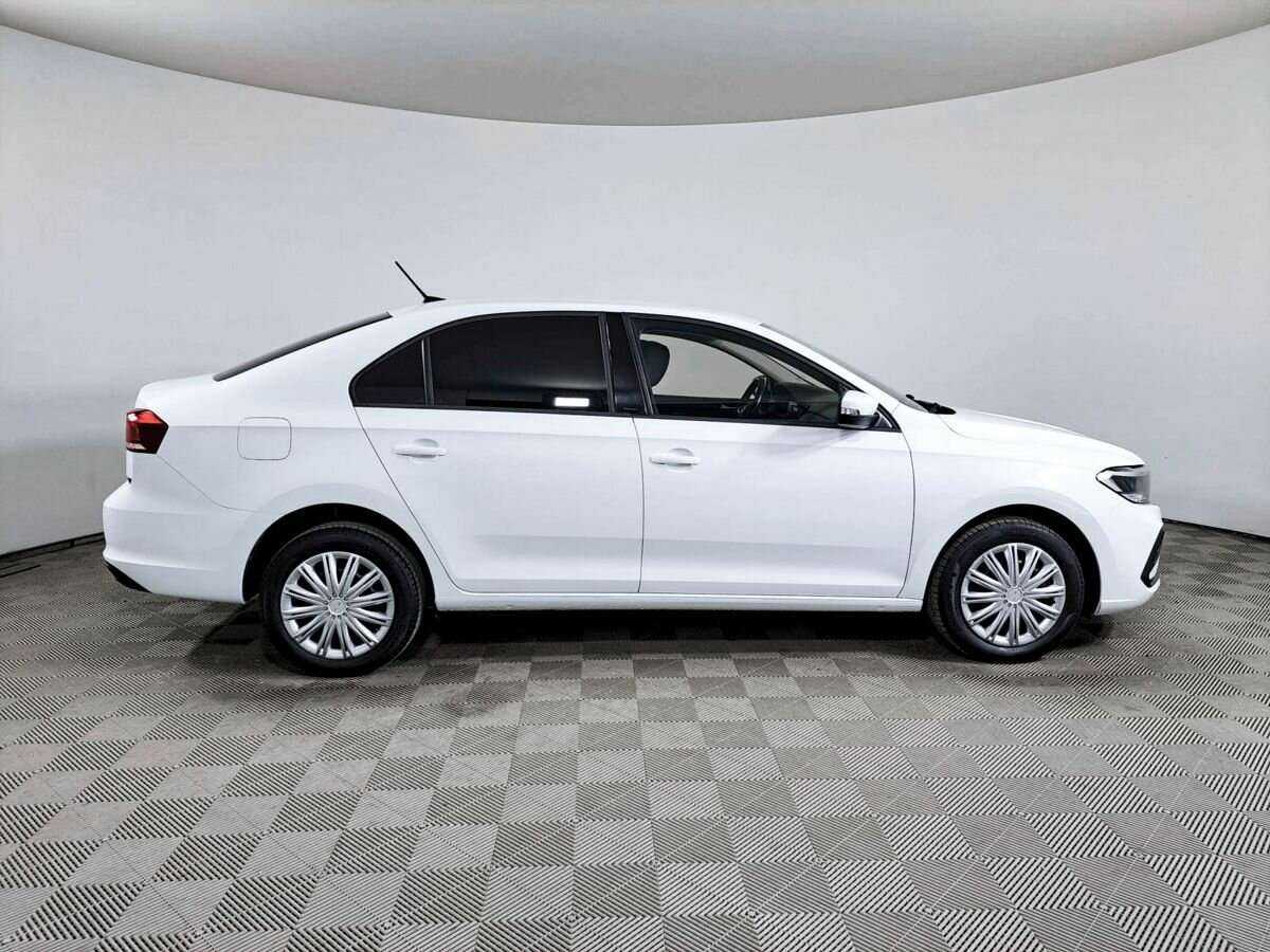 Volkswagen Polo б/у, 2020, Автоматическая. Фото: #3