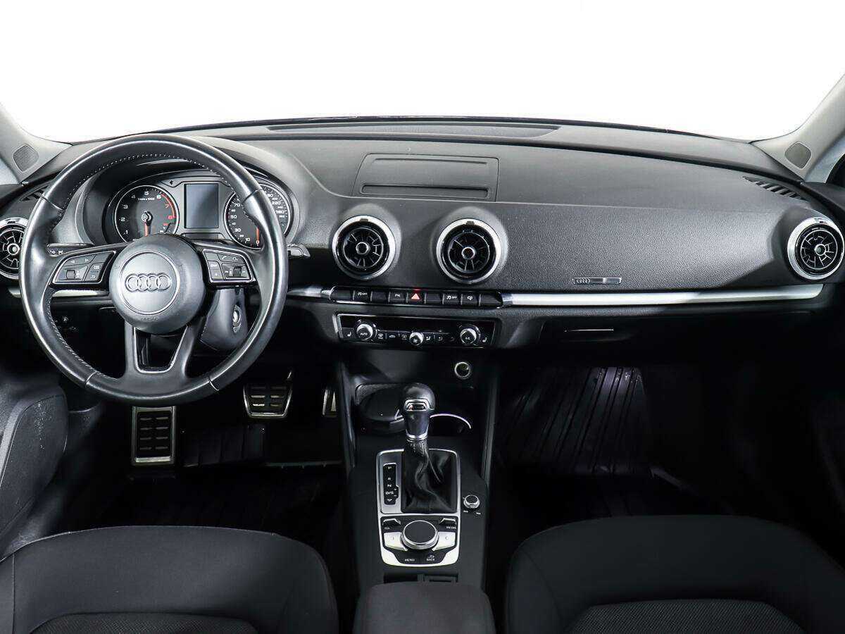 Audi A3 б/у, 2016, Роботизированная. Фото: #12