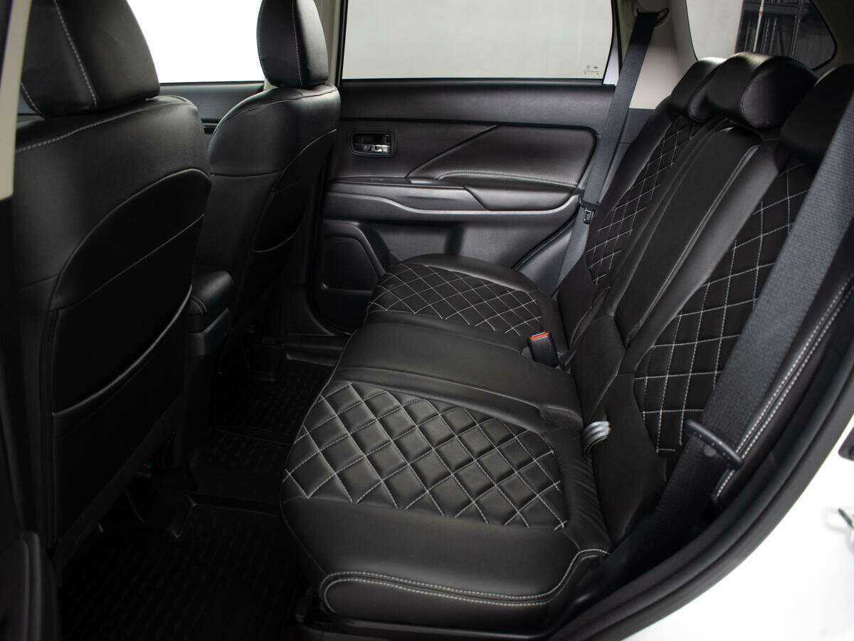 Mitsubishi Outlander б/у, 2022, Вариатор. Фото: #9