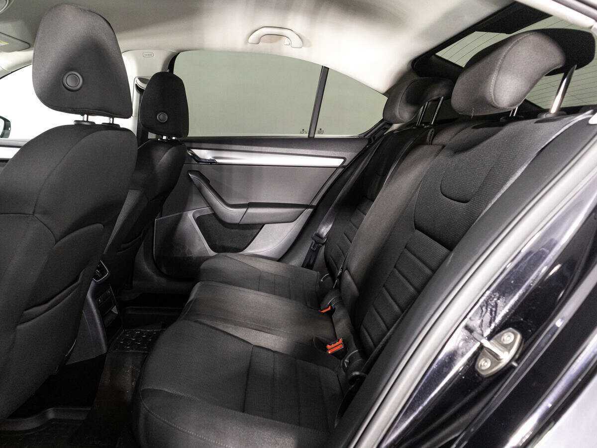 Шкода Октавия б/у, 2014, Роботизированная. Фото: #9