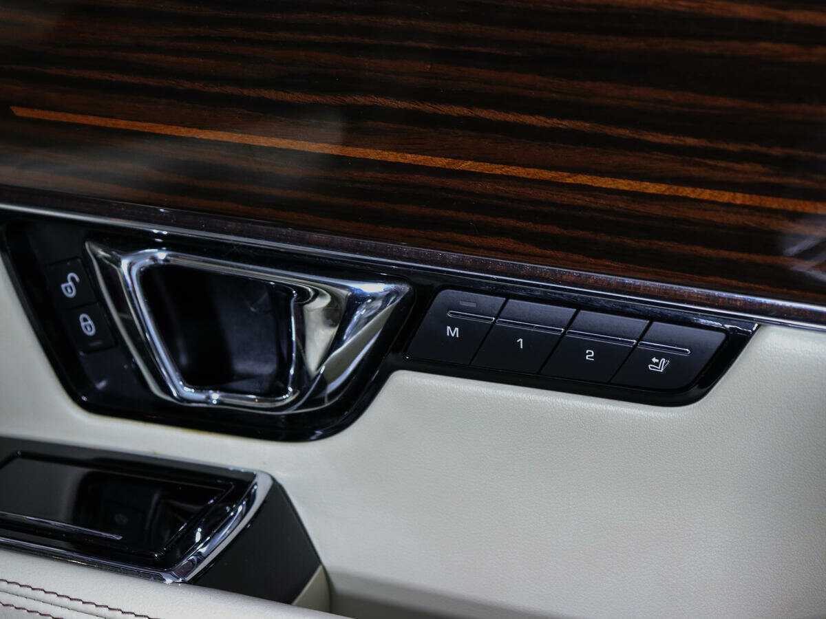 Jaguar XJ б/у, 2014, Автоматическая. Фото: #19