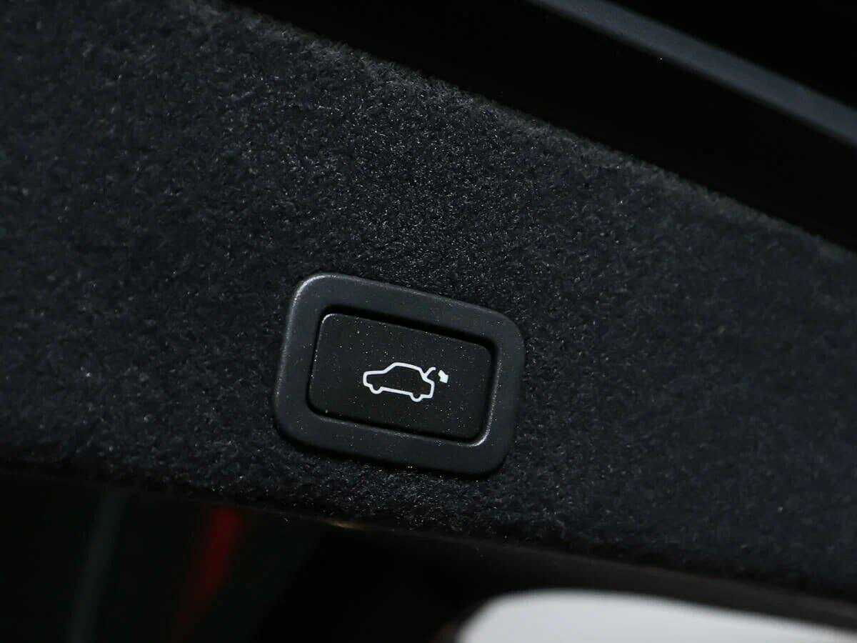 Вольво ИксЦ60 б/у, 2017, Автоматическая. Фото: #19