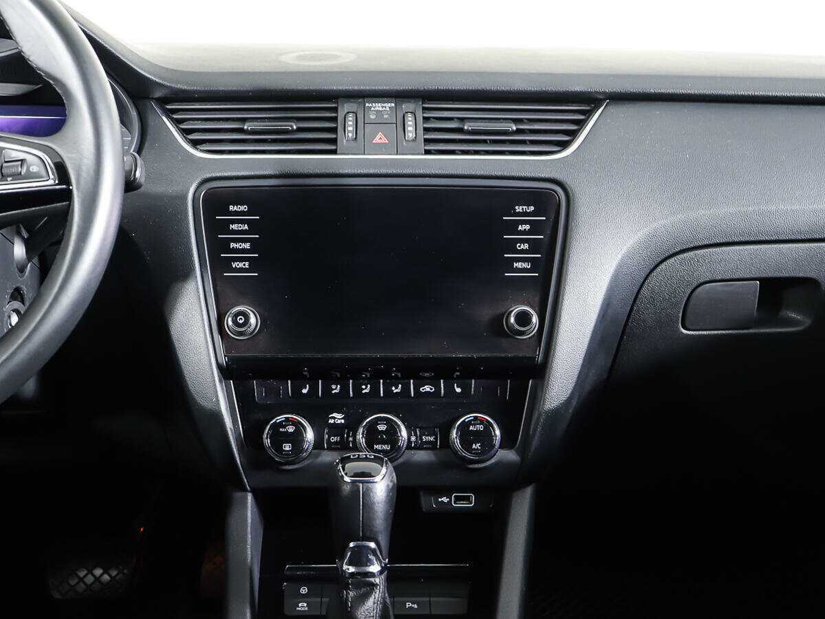 Шкода Октавия б/у, 2019, Роботизированная. Фото: #11