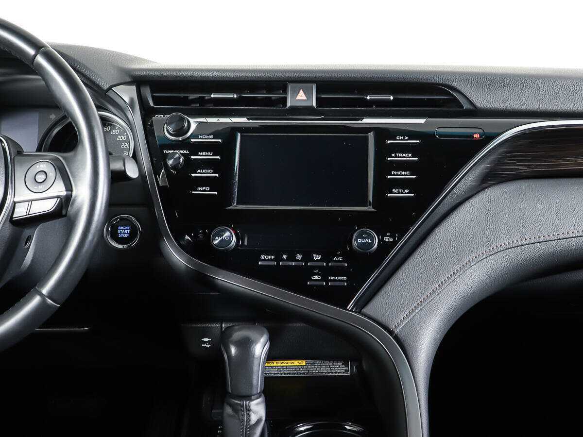 Toyota Camry б/у, 2020, Автоматическая. Фото: #11