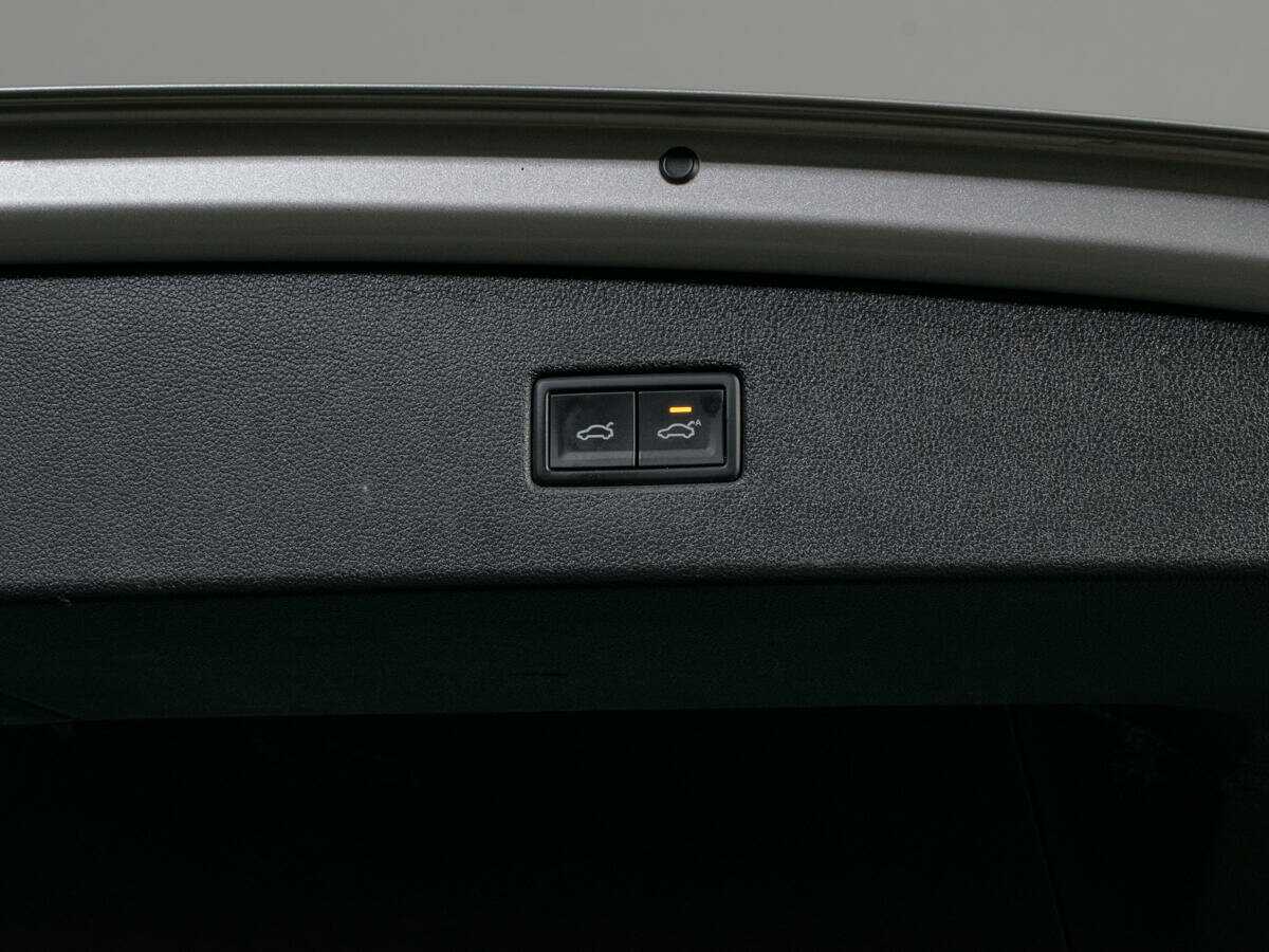 Volkswagen Tiguan б/у, 2018, Роботизированная. Фото: #8