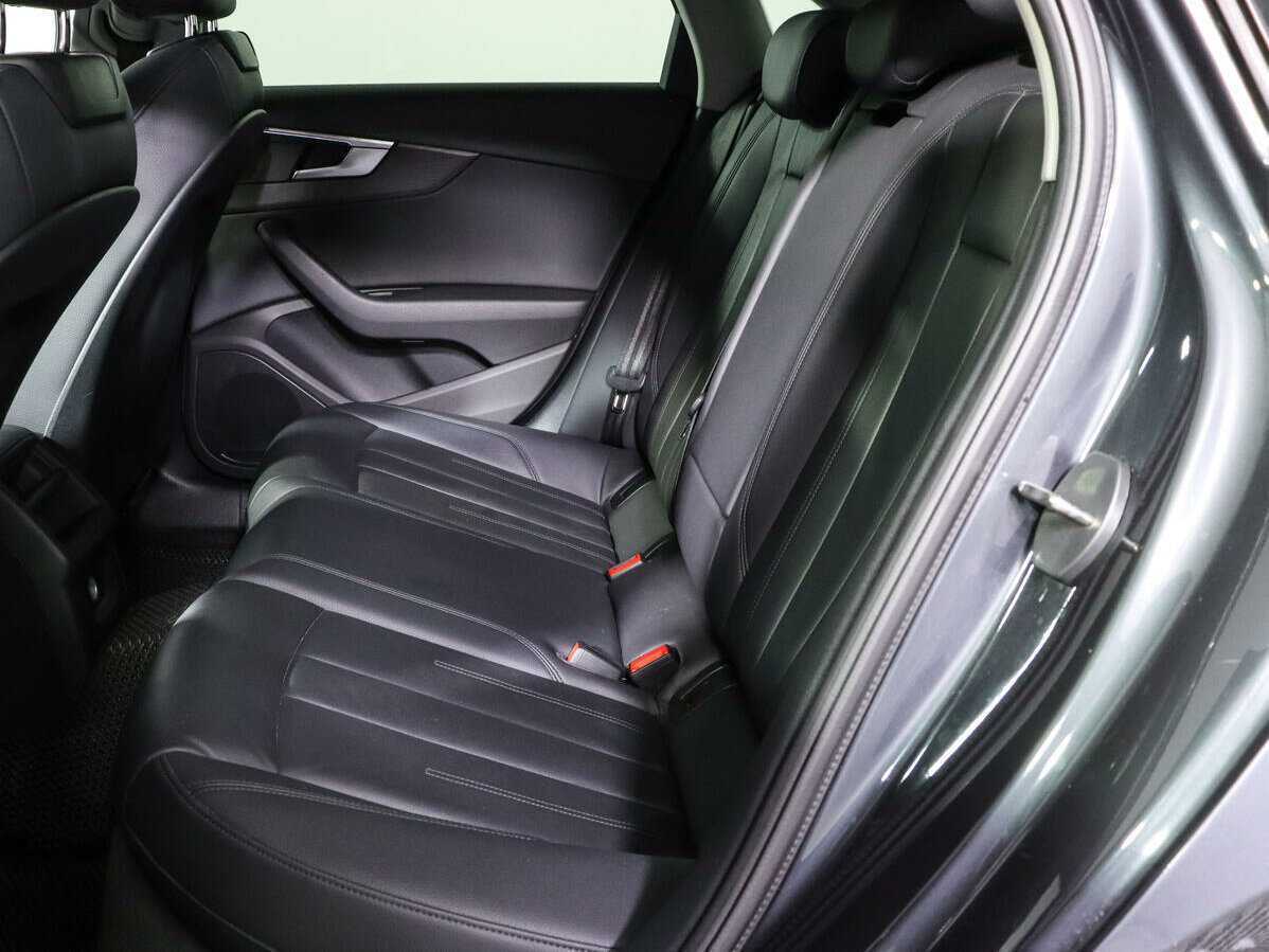 Audi A4 б/у, 2017, Роботизированная. Фото: #6