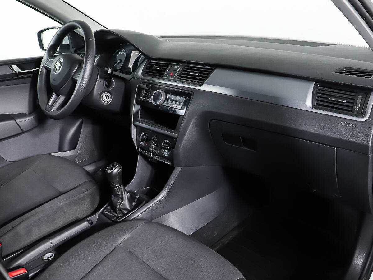 Шкода Рапид б/у, 2017, Механическая. Фото: #8