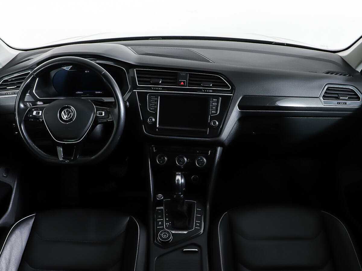 Volkswagen Tiguan б/у, 2017, Роботизированная. Фото: #12