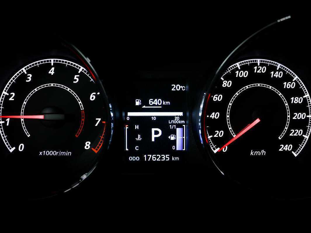 Митсубиши АС-Икс б/у, 2013, Вариатор. Фото: #9