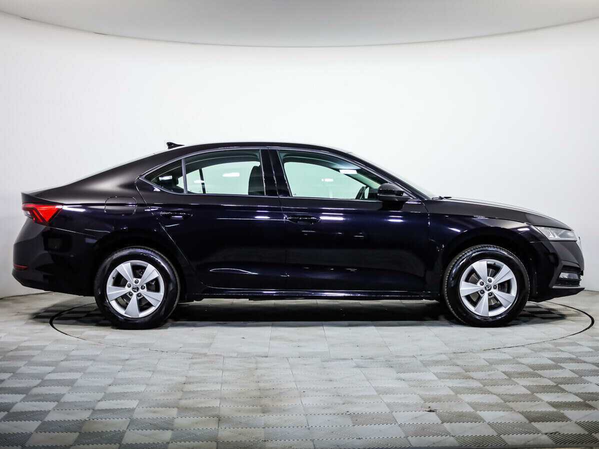 Skoda Octavia б/у, 2021, Роботизированная. Фото: #2