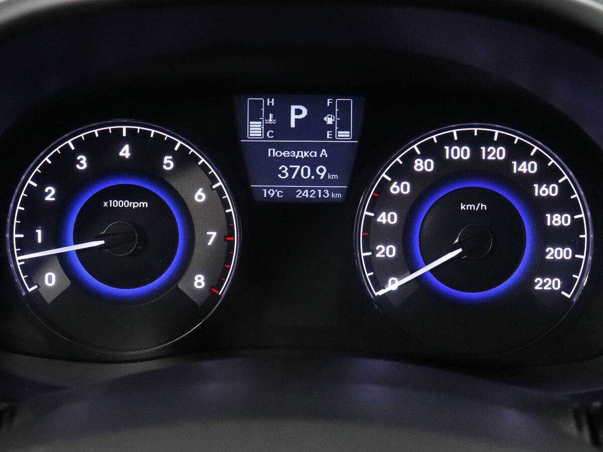 Хендай Солярис б/у, 2015, Автоматическая. Фото: #11