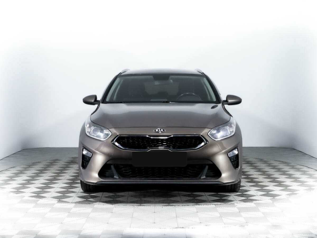 Kia Ceed б/у, 2019, Автоматическая. Фото: #1