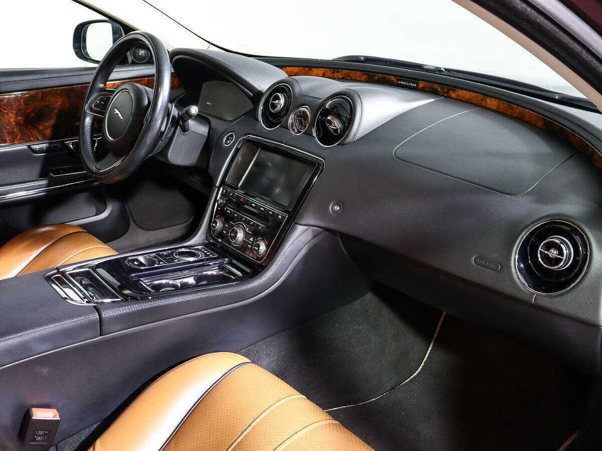 Jaguar XJ б/у, 2014, Автоматическая. Фото: #9