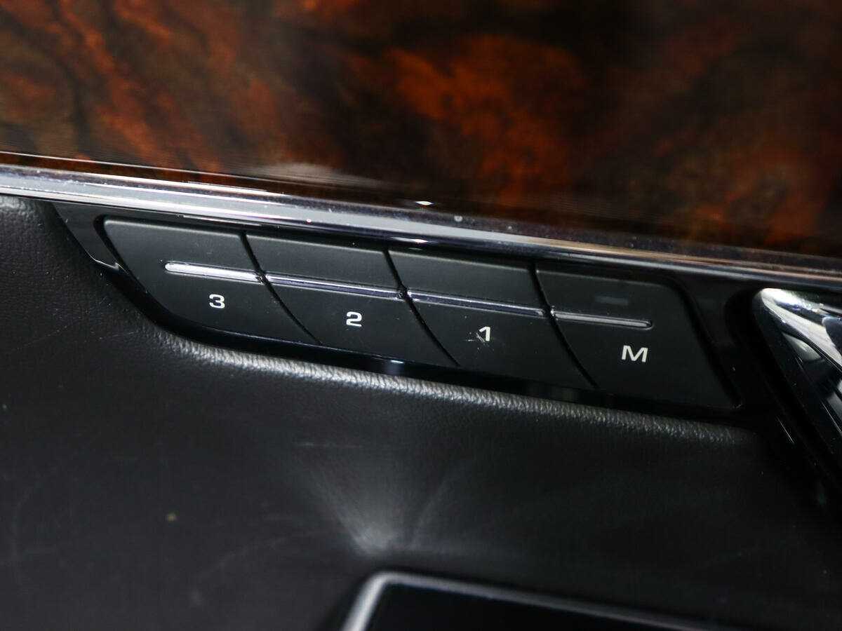 Jaguar XJ б/у, 2014, Автоматическая. Фото: #21