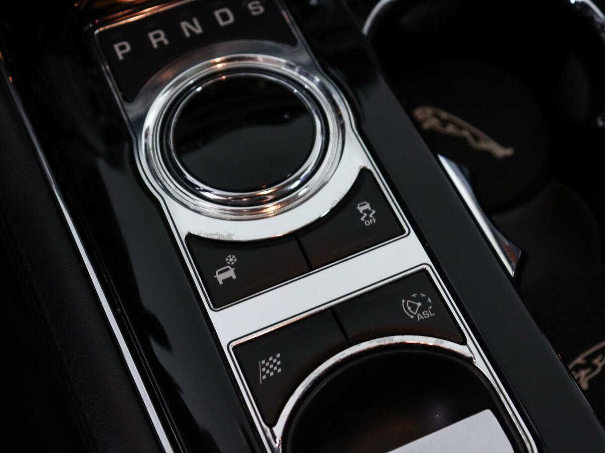 Jaguar XJ б/у, 2014, Автоматическая. Фото: #28