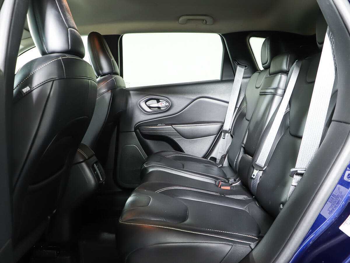 Jeep Cherokee б/у, 2014, Автоматическая. Фото: #11