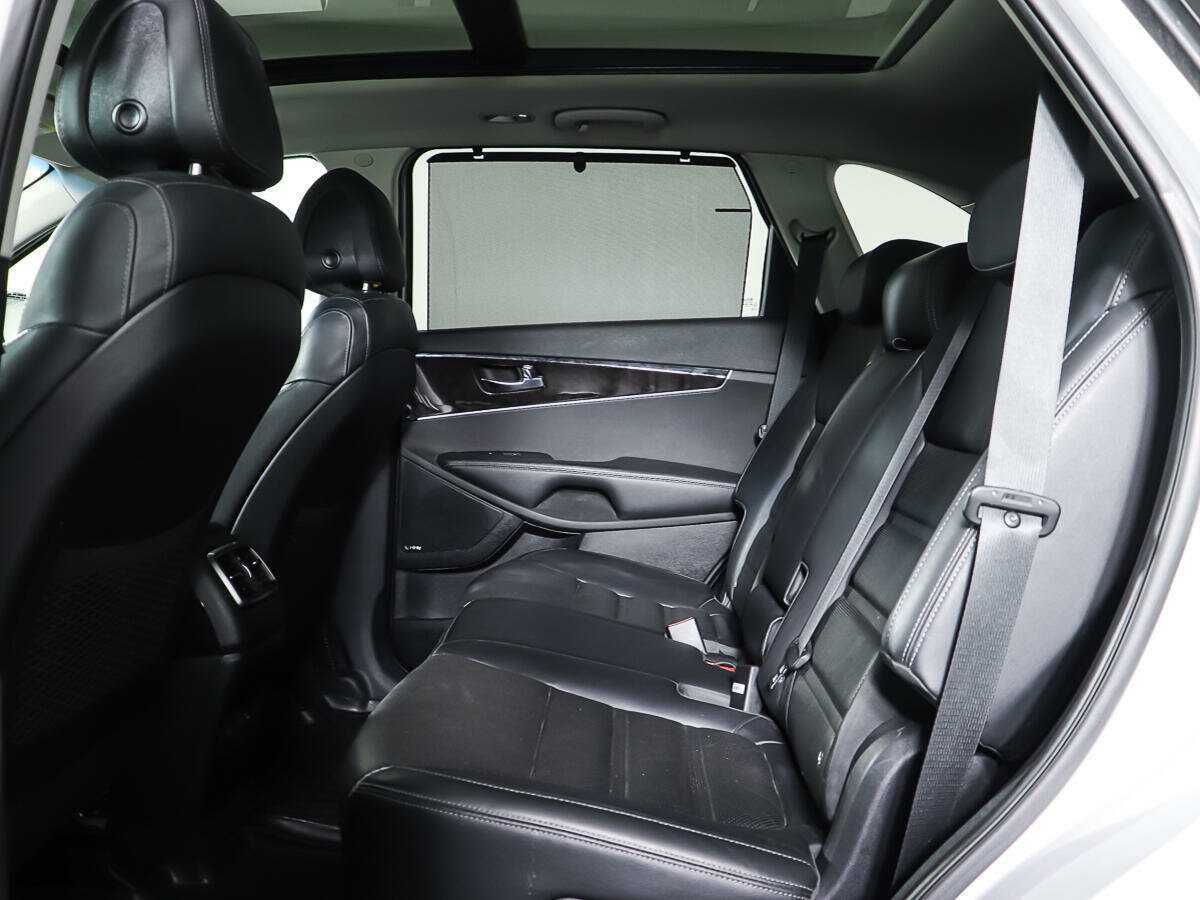 Kia Sorento б/у, 2017, Автоматическая. Фото: #9