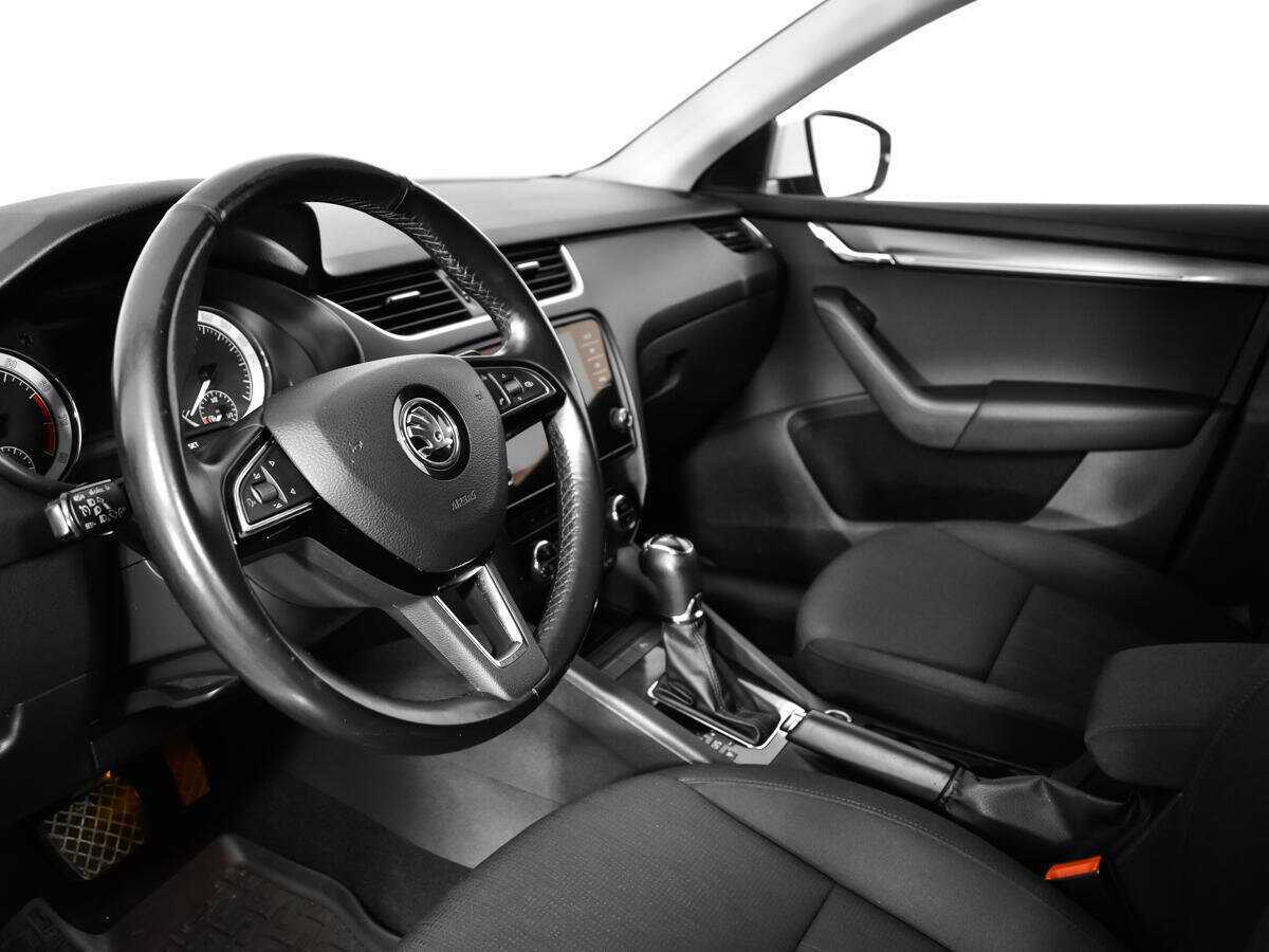 Шкода Октавия б/у, 2017, Роботизированная. Фото: #12