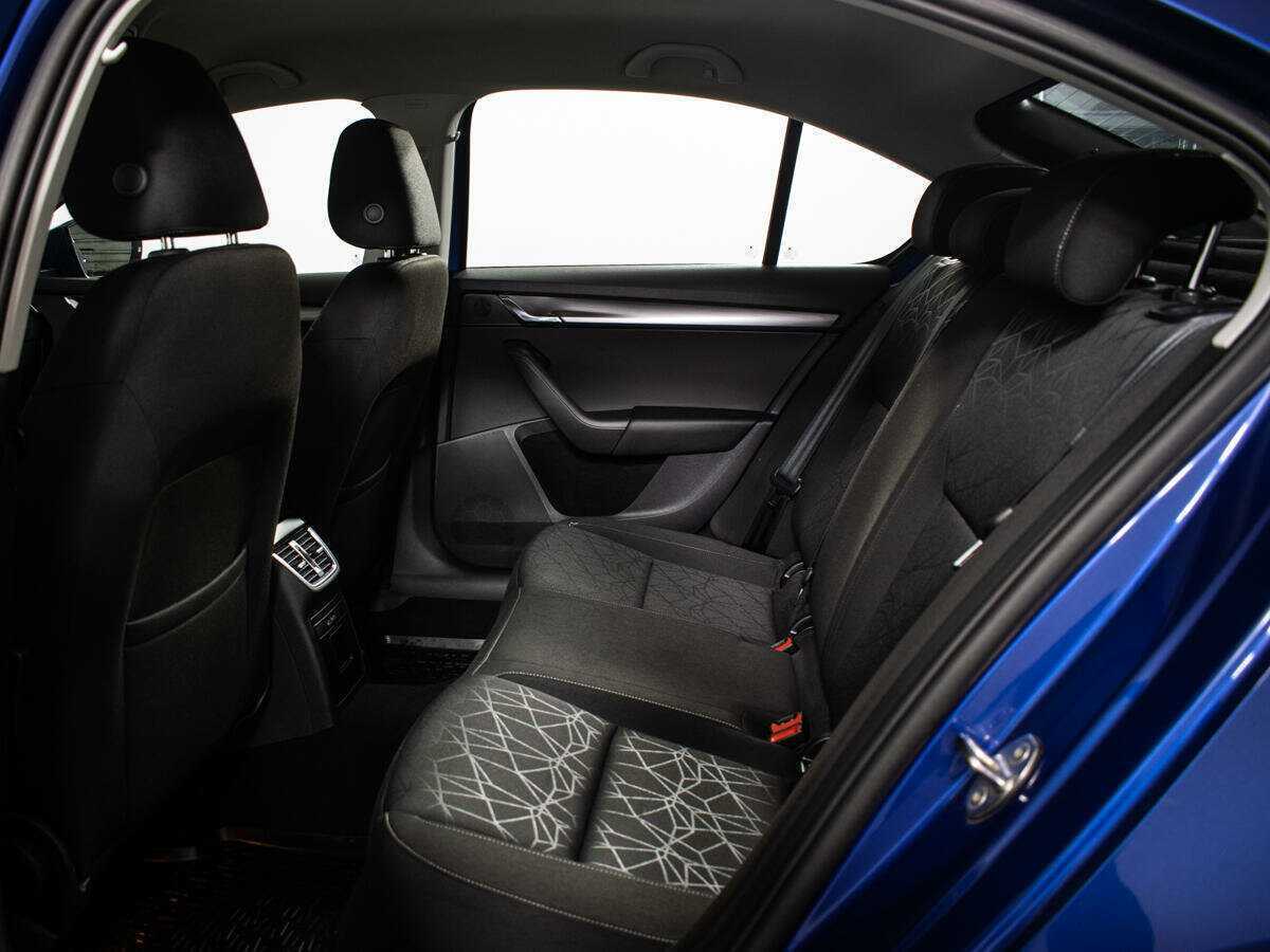 Skoda Octavia б/у, 2019, Роботизированная. Фото: #9