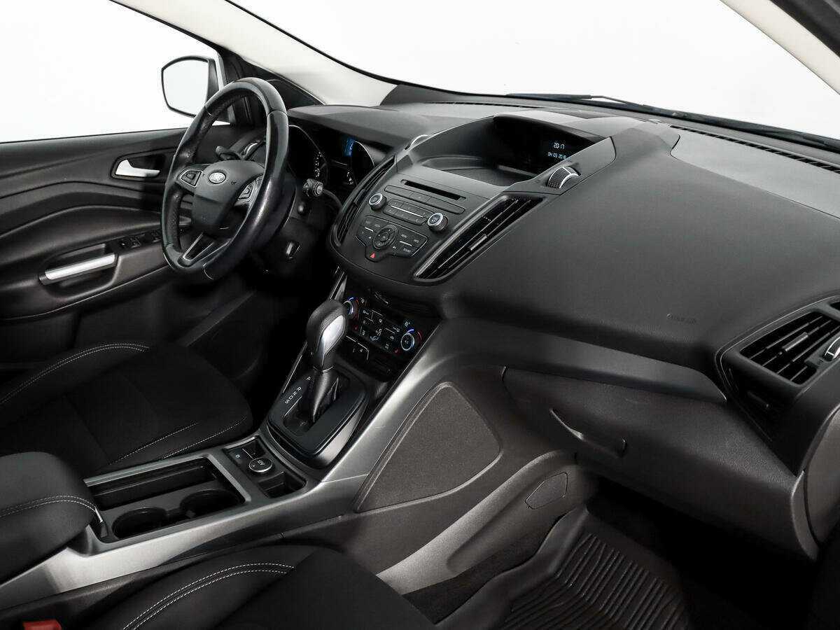 Ford Kuga б/у, 2018, Автоматическая. Фото: #11