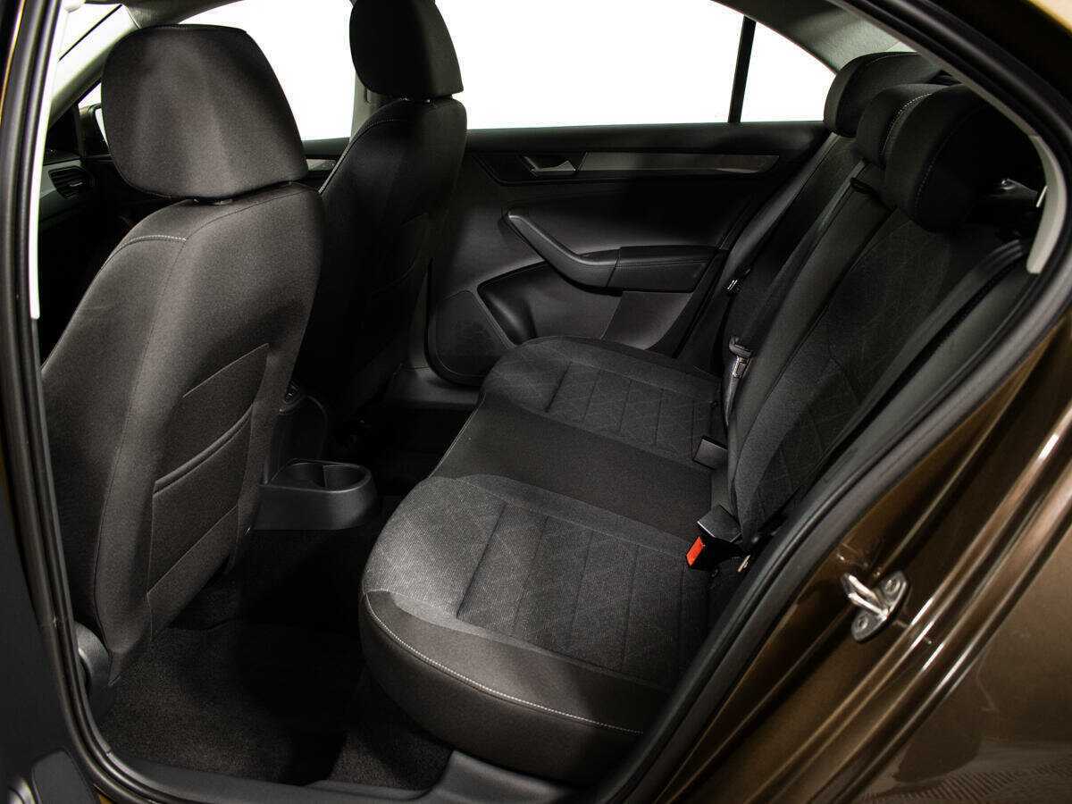 Фольксваген Поло б/у, 2022, Механическая. Фото: #9