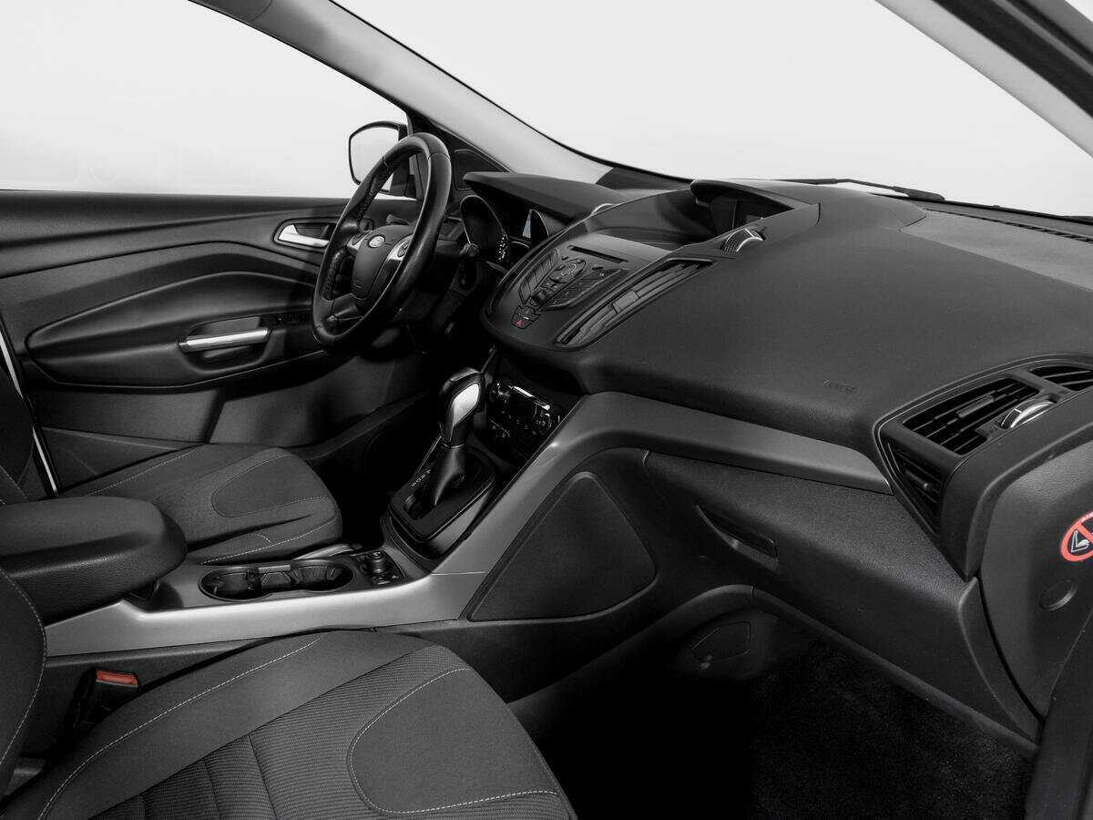 Ford Kuga б/у, 2016, Автоматическая. Фото: #8