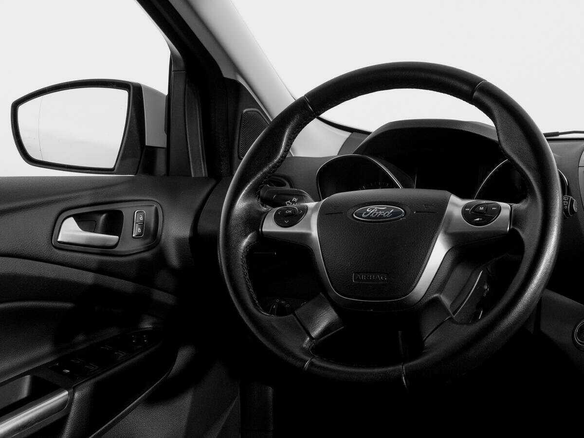 Ford Kuga б/у, 2016, Автоматическая. Фото: #14