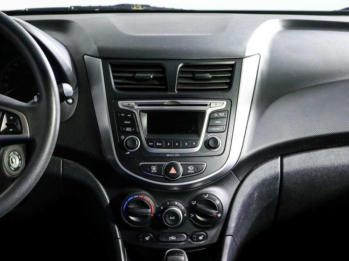 Хендай Солярис б/у, 2015, Автоматическая. Фото: #12