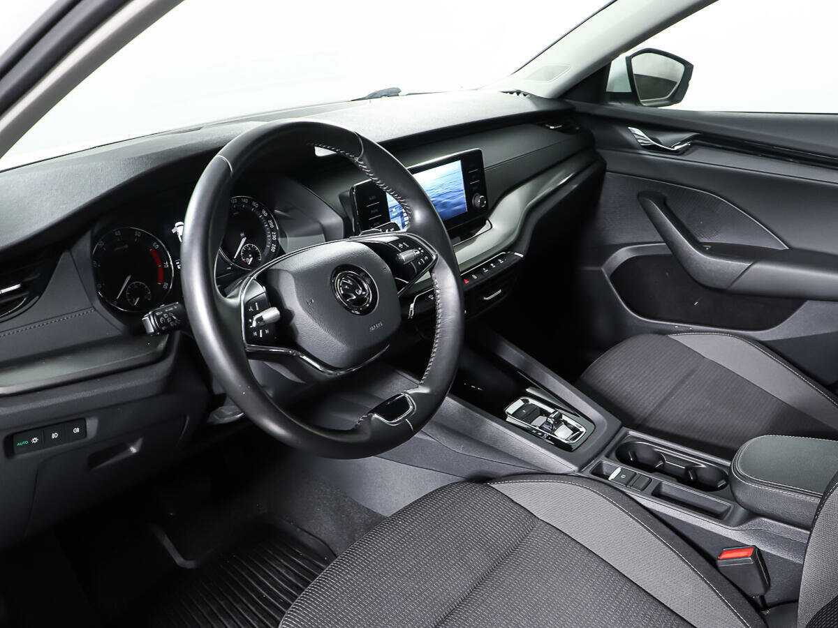 Skoda Octavia б/у, 2021, Автоматическая. Фото: #12