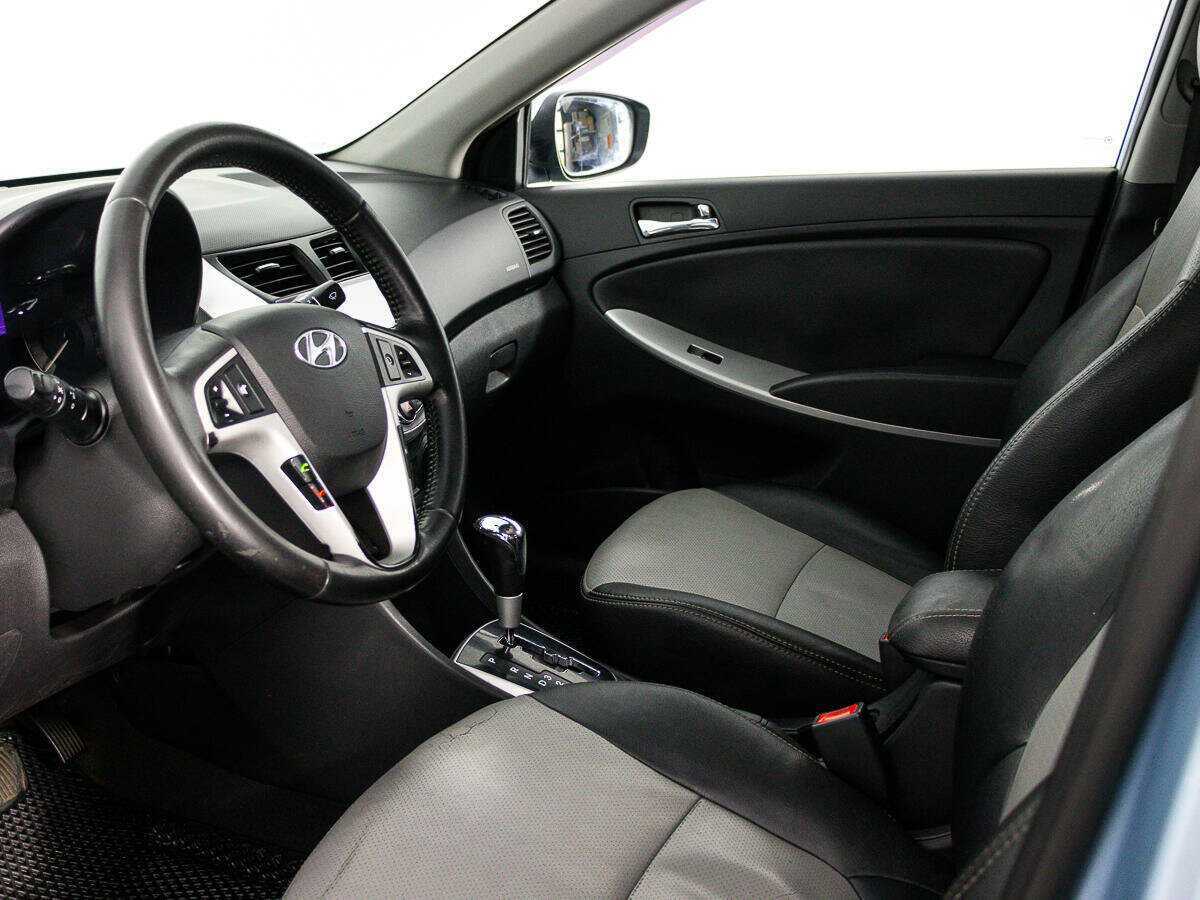 Hyundai Solaris б/у, 2012, Автоматическая. Фото: #9